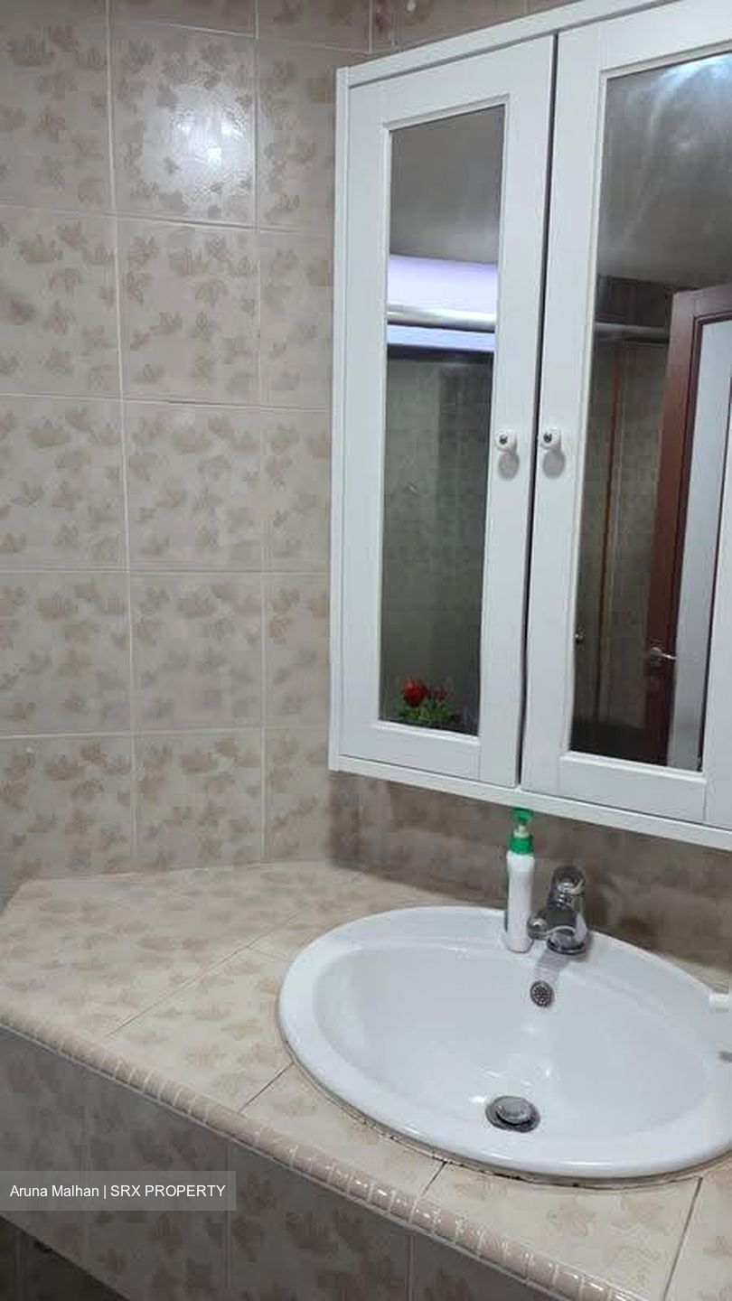 Mandarin Gardens (D15), Condominium #637830581